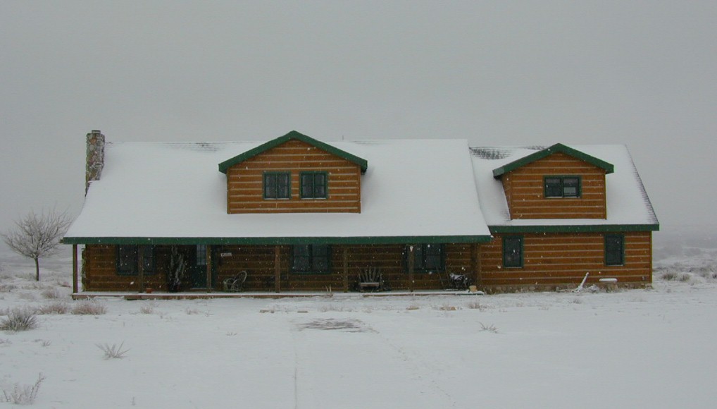 2house_in_snow